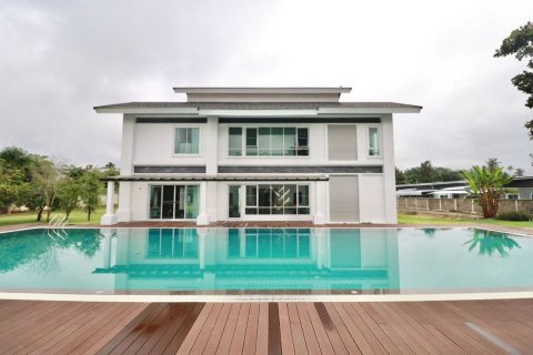 House in Chiang Mai, Thailand 6 bedrooms № 119951 - photo 19