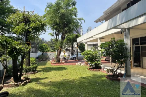 Studio à Watthana, Bangkok, Thaïlande № 215416