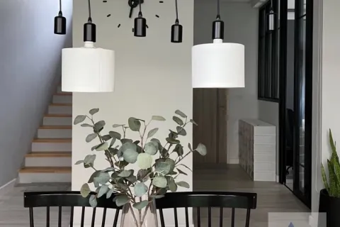 Haus in Watthana, Bangkok, Thailand 4 Schlafzimmer № 215417 - Foto 3