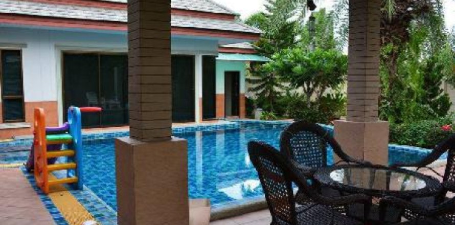 House on Jomtien Beach, Pattaya, Thailand 3 bedrooms № 192756