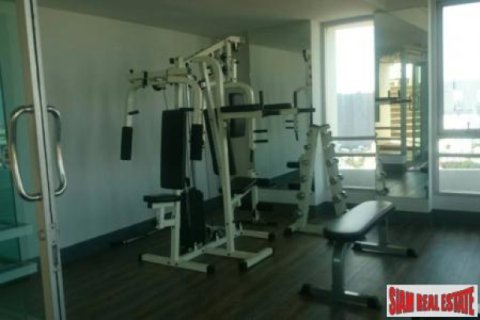 Apartment in Lat Phrao, Bangkok, Thailand 1 bedroom № 192759 - photo 5