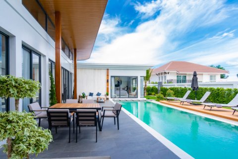 Villa in Hua Hin, Thailand 3 Schlafzimmer № 221909 - Foto 10
