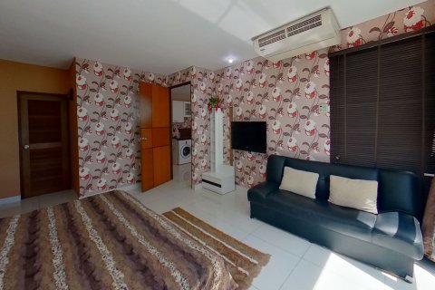 Studio in the Condo in Pattaya, Thailand  № 145215 - photo 3