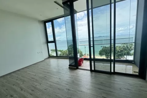 Студия в кондо в Паттайе, Таиланд № 145216 - фото 1