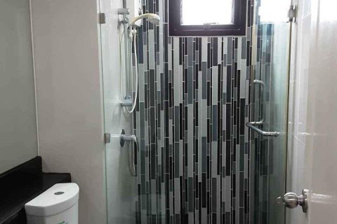 Studio dans le Condo à Watthana, Bangkok, Thaïlande  № 173517 - photo 5