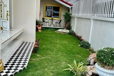 House in Pattaya, Thailand 5 bedrooms № 173513 - photo 23