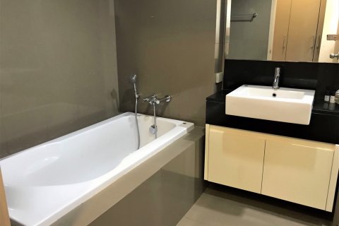 Condo in Bangkok, Thailand, 1 bedroom  № 143595 - photo 10