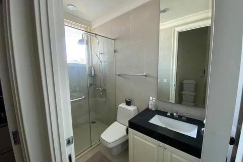 Condo in Khlong Toei, Bangkok, Thailand, 2 bedrooms  № 133835 - photo 6