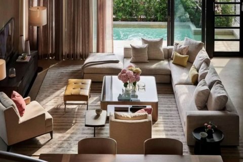 Condo in Sathon, Bangkok, Thailand, 3 bedrooms  № 133841 - photo 1