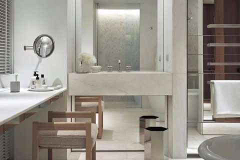 Condo in Sathon, Bangkok, Thailand, 3 bedrooms  № 133841 - photo 20