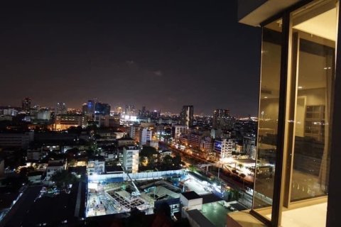 Кондоминиум с 2 спальнями в Сатхоне, Бангкок, Таиланд № 133838 - фото 16