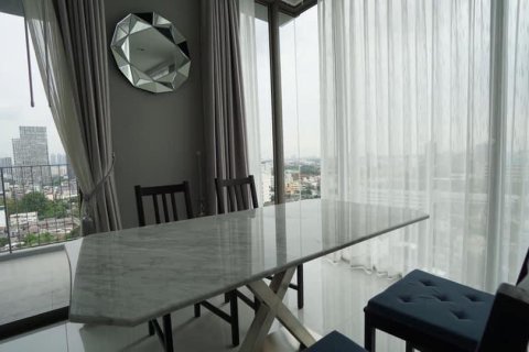 Кондоминиум с 2 спальнями в Сатхоне, Бангкок, Таиланд № 133838 - фото 5