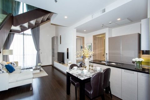 Кондоминиум с 2 спальнями в Ваттхане, Бангкок, Таиланд № 133837 - фото 2