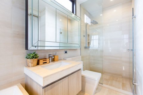 Кондоминиум с 2 спальнями в Ваттхане, Бангкок, Таиланд № 133837 - фото 26