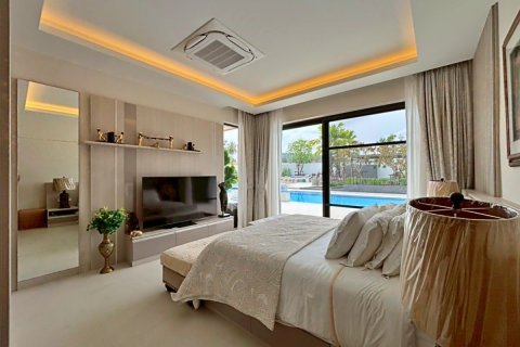 Дом в Паттайе, Таиланд с 5 спальнями  № 171904 - фото 10