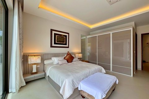 Дом в Паттайе, Таиланд с 5 спальнями  № 171904 - фото 14