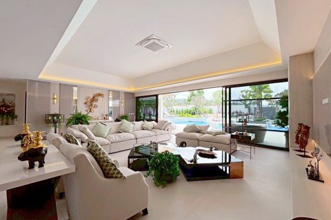 Дом в Паттайе, Таиланд с 5 спальнями  № 171904 - фото 23