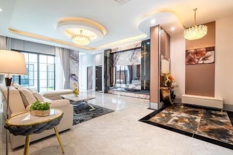 Villa à Pattaya, Thaïlande 3 chambres № 171902 - photo 12