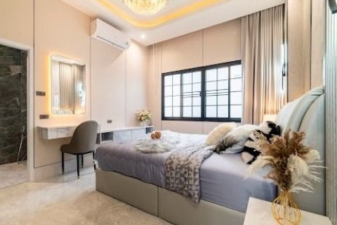 Villa à Pattaya, Thaïlande 3 chambres № 171902 - photo 10