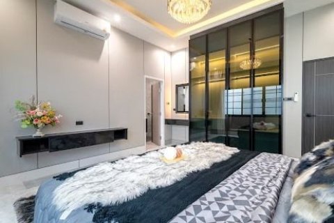 Villa à Pattaya, Thaïlande 3 chambres № 171902 - photo 14