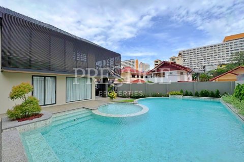 Haus in Pattaya, Thailand 4 Schlafzimmer № 233229