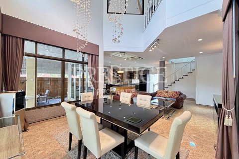 Haus in Pattaya, Thailand 4 Schlafzimmer № 233231 - Foto 7