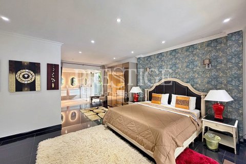 Haus in Pattaya, Thailand 4 Schlafzimmer № 233231 - Foto 15