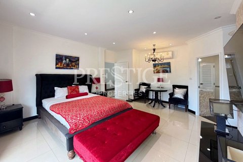 Haus in Pattaya, Thailand 4 Schlafzimmer № 233231 - Foto 25