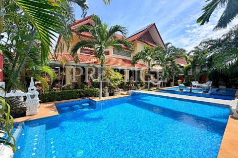 Haus in Pattaya, Thailand 4 Schlafzimmer № 233231