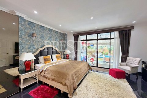 Haus in Pattaya, Thailand 4 Schlafzimmer № 233231 - Foto 16