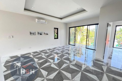 Villa in Ko Samui, Thailand 3 bedrooms № 179998 - photo 13