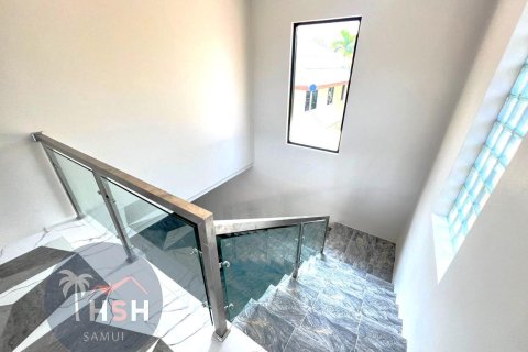 Villa in Ko Samui, Thailand 3 bedrooms № 179998 - photo 12