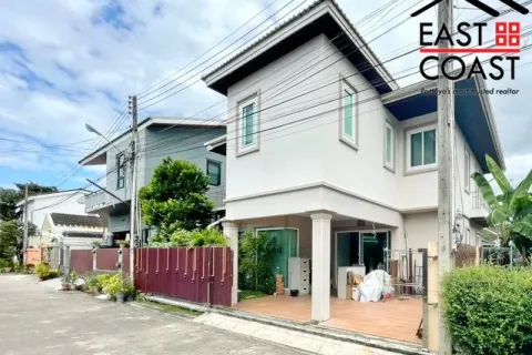 Casa de 3 dormitorios en Pattaya, Tailandia № 213867