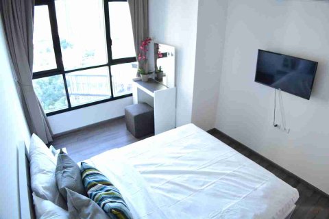 Condo in Bangkok, Thailand, 2 bedrooms № 183297 - photo 14