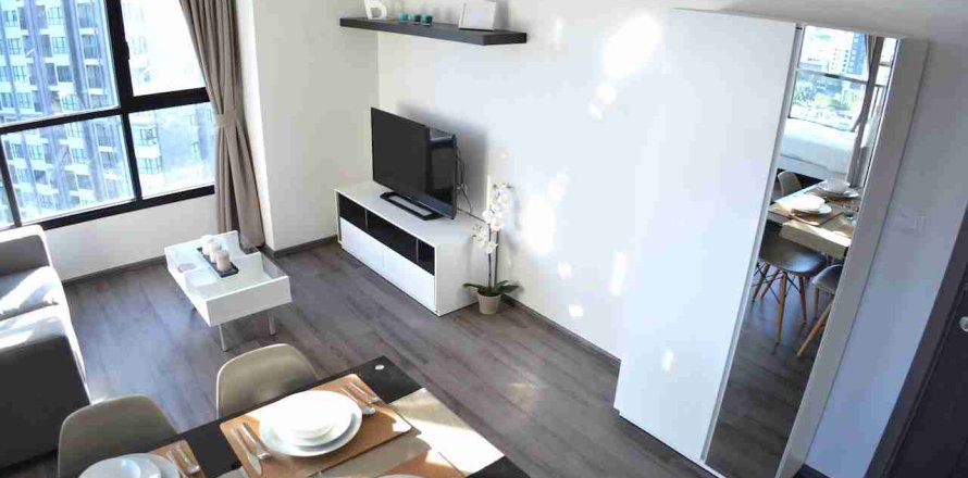 Condo in Bangkok, Thailand, 2 bedrooms № 183297