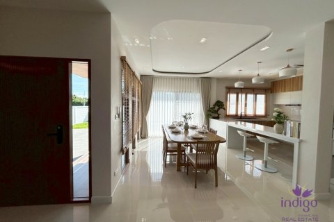 Maison à Hang Dong, Thaïlande 3 chambres № 172402 - photo 8