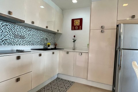 Condo in Phuket, Thailand, 2 bedrooms  № 167176 - photo 9