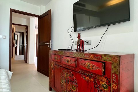 Condo in Phuket, Thailand, 2 bedrooms  № 167176 - photo 14