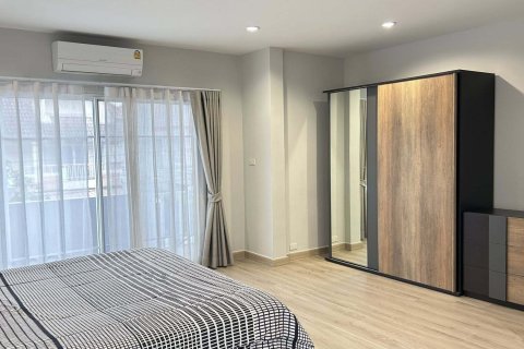 Дом в Бангкоке, Таиланд с 3 спальнями  № 167175 - фото 6