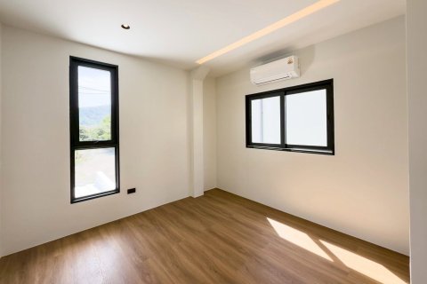 Villa in Phuket, Thailand 3 bedrooms № 167177 - photo 19