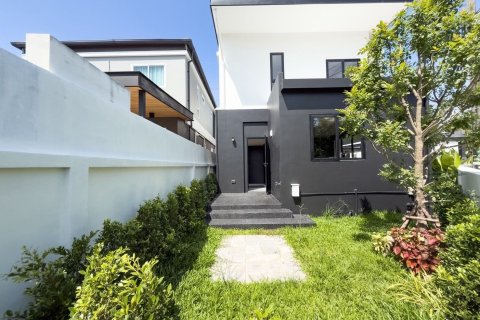 Villa in Phuket, Thailand 3 bedrooms № 167177 - photo 7