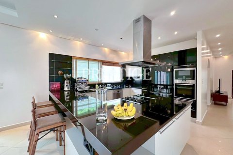 บ้านในพัทยา, ประเทศไทย 4 ห้องนอน № 198037 - รูปถ่าย 12