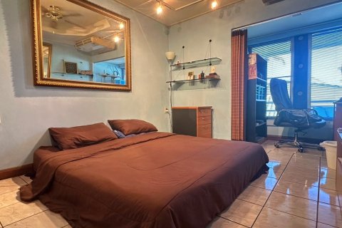 Студия в кондо в Кату, Таиланд № 140448 - фото 2