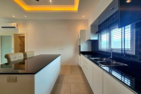 Villa in Hua Hin, Thailand 3 bedrooms № 169111 - photo 26