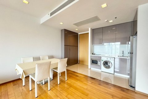 Кондоминиум с 2 спальнями в Ваттхане, Бангкок, Таиланд № 169112 - фото 3