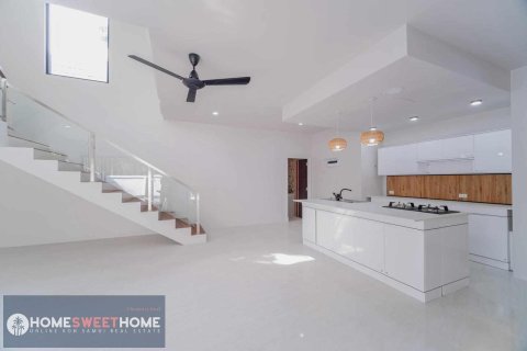 Villa in Ko Samui, Thailand 3 bedrooms № 179907 - photo 10