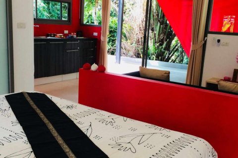 Villa in Ko Samui, Thailand 3 bedrooms № 179908 - photo 2