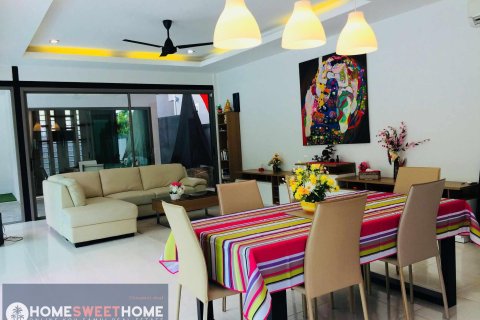 Villa in Ko Samui, Thailand 3 bedrooms № 179908 - photo 22