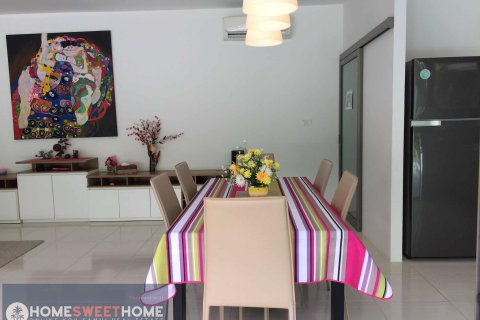 Villa in Ko Samui, Thailand 3 bedrooms № 179908 - photo 30