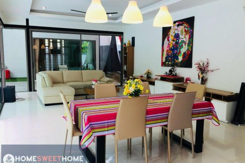 Villa in Ko Samui, Thailand 3 bedrooms № 179908 - photo 26